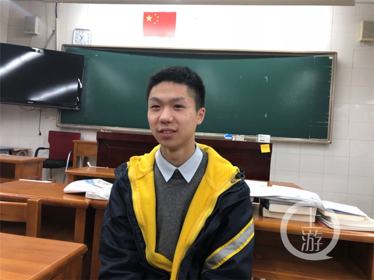 cfef3ae23897f9d5af804e22285d54b0.jpg att_1373369_副本.jpg