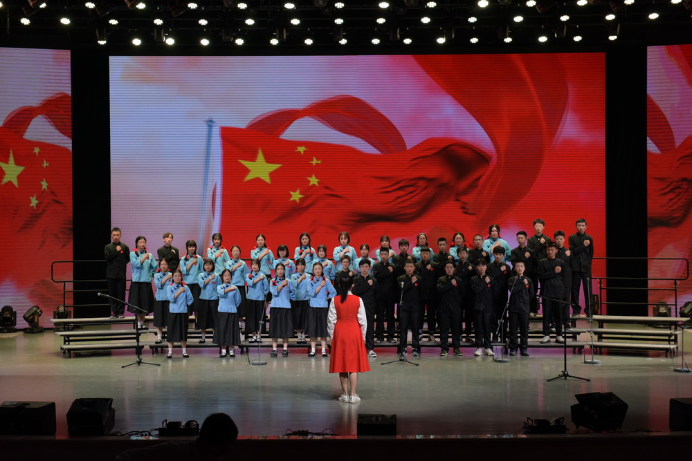 8班_调整大小.jpg