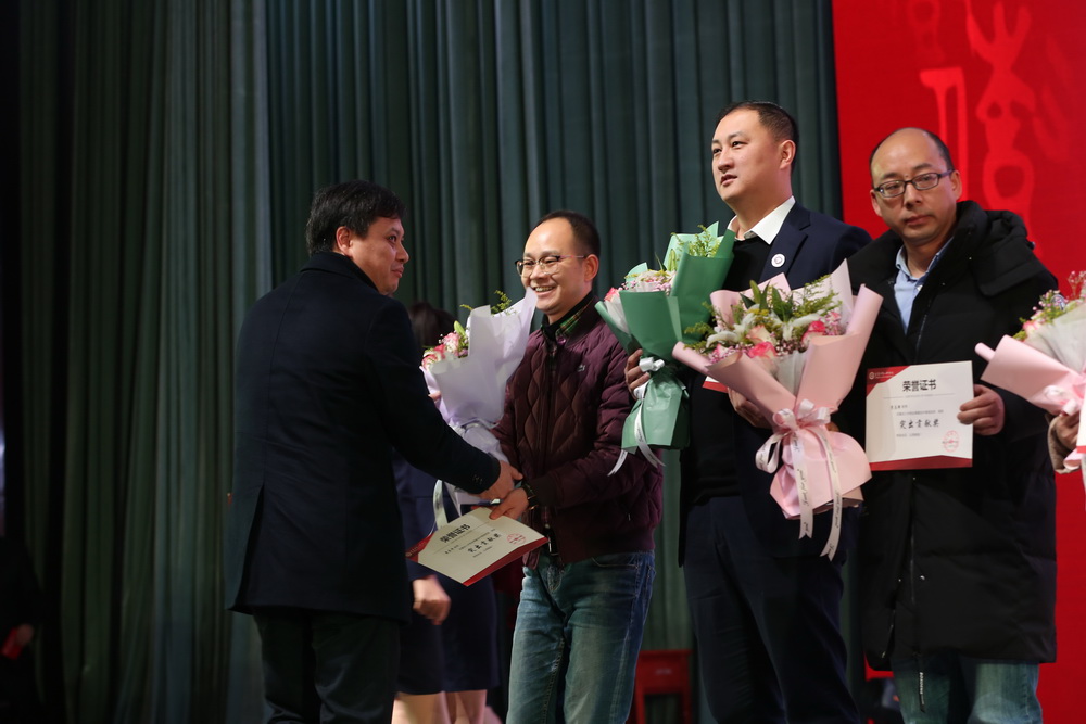 az9a1168_调整大小.jpg